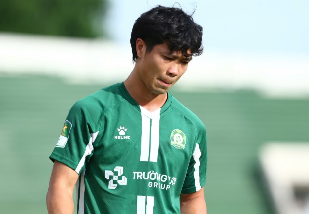 cong-phuong-buon-ba-vi-khong-duoc-hlv-kim-trieu-tap-len-tuyen-chac-em-het-duyen-roi