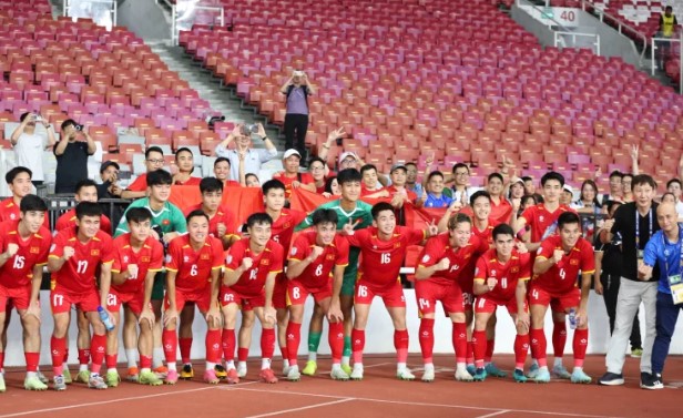 cdv-indonesia-canh-bao-doi-nha-phai-canh-giac-u23-viet-nam-choi-rat-nhu-dau-vat-vay