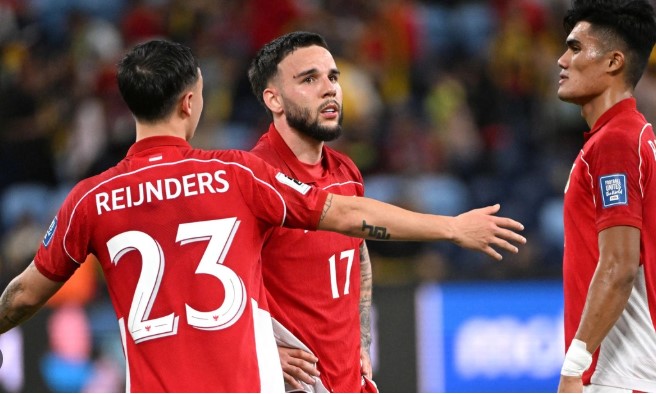 indonesia-co-thay-doi-lich-su-ve-ngoai-binh-cau-thu-ban-dia-het-cua-choi-bong