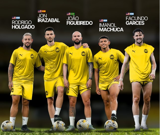 chu-tich-ldbd-malaysia-sap-mat-chuc-vi-cho-nhap-tich-o-at-co-goc-gac-tu-thoi-ong-co-noi