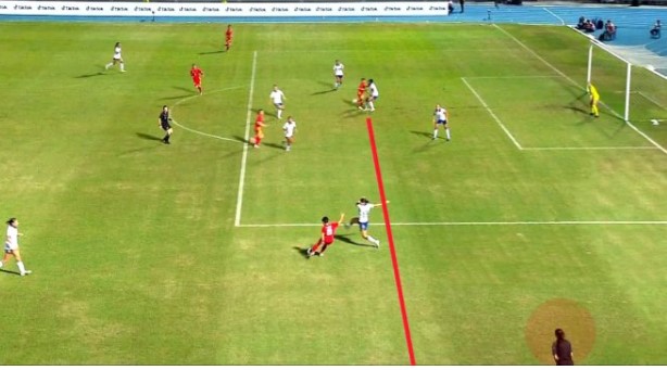 afc-vao-cuoc-trong-tai-lao-tra-gia-dat-sau-khi-tuoc-ban-thang-cua-dt-nu-vn