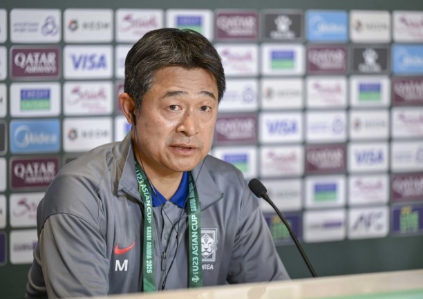 hlv-han-quoc-toi-khong-ngo-lai-bi-thua-truoc-u23-viet-nam